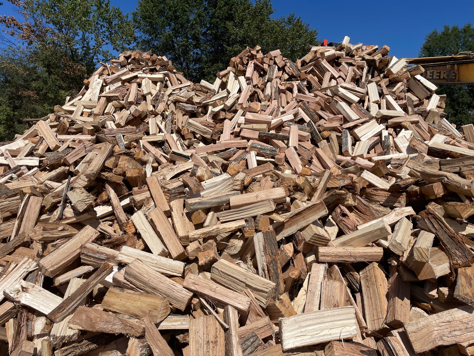 5 Quick Ways to Dry Out Firewood